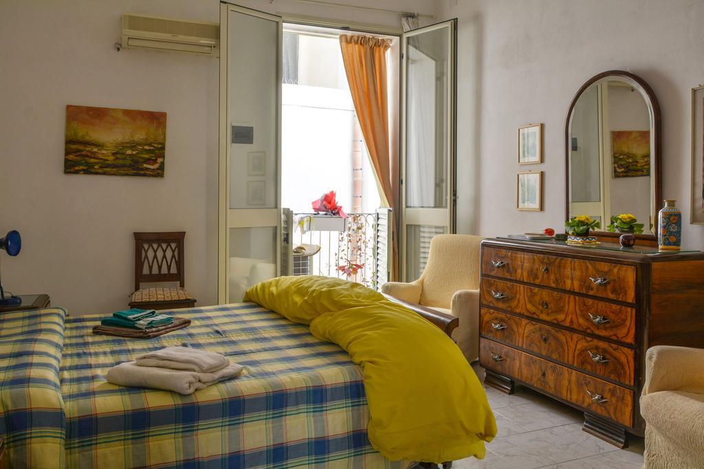 Appartement Casa Elena Al Duomo à Syracuse Extérieur photo